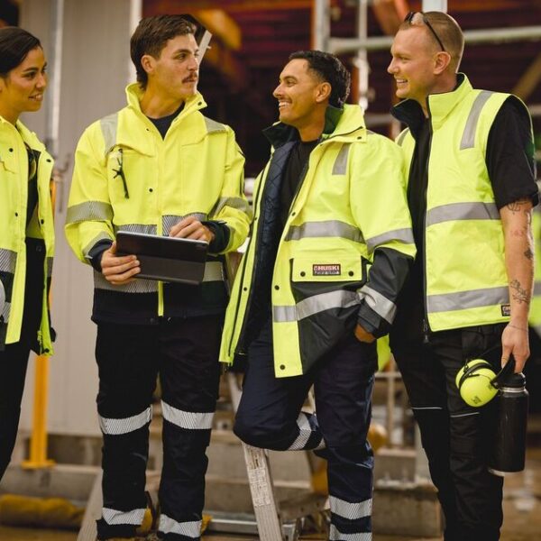 Top Custom Hi-Vis Workwear Picks for Your Team